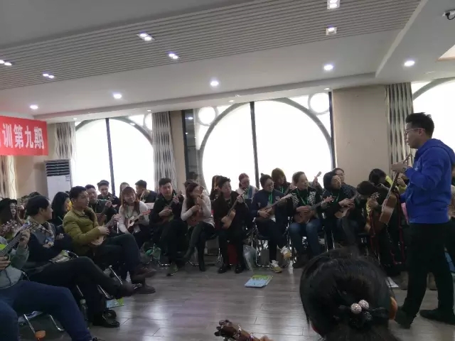 来睿卡一起过情人节，睿卡全国内训第九期火爆开启！