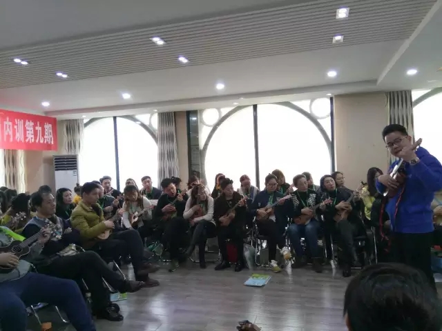 来睿卡一起过情人节，睿卡全国内训第九期火爆开启！